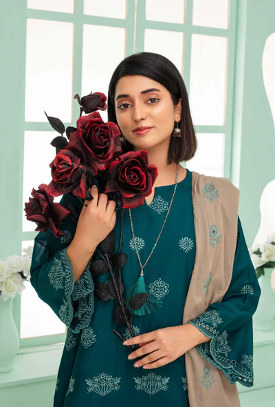 Fabric Close-Up – Green Dyed Embroidered Lawn – Rida Collection Vol 2
